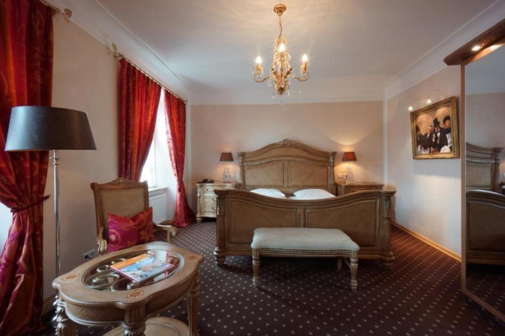Meiser Altstadt Hotel Dinkelsbühl Extérieur photo